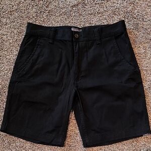 St John's Bay- Mens Black Shorts- Size 32